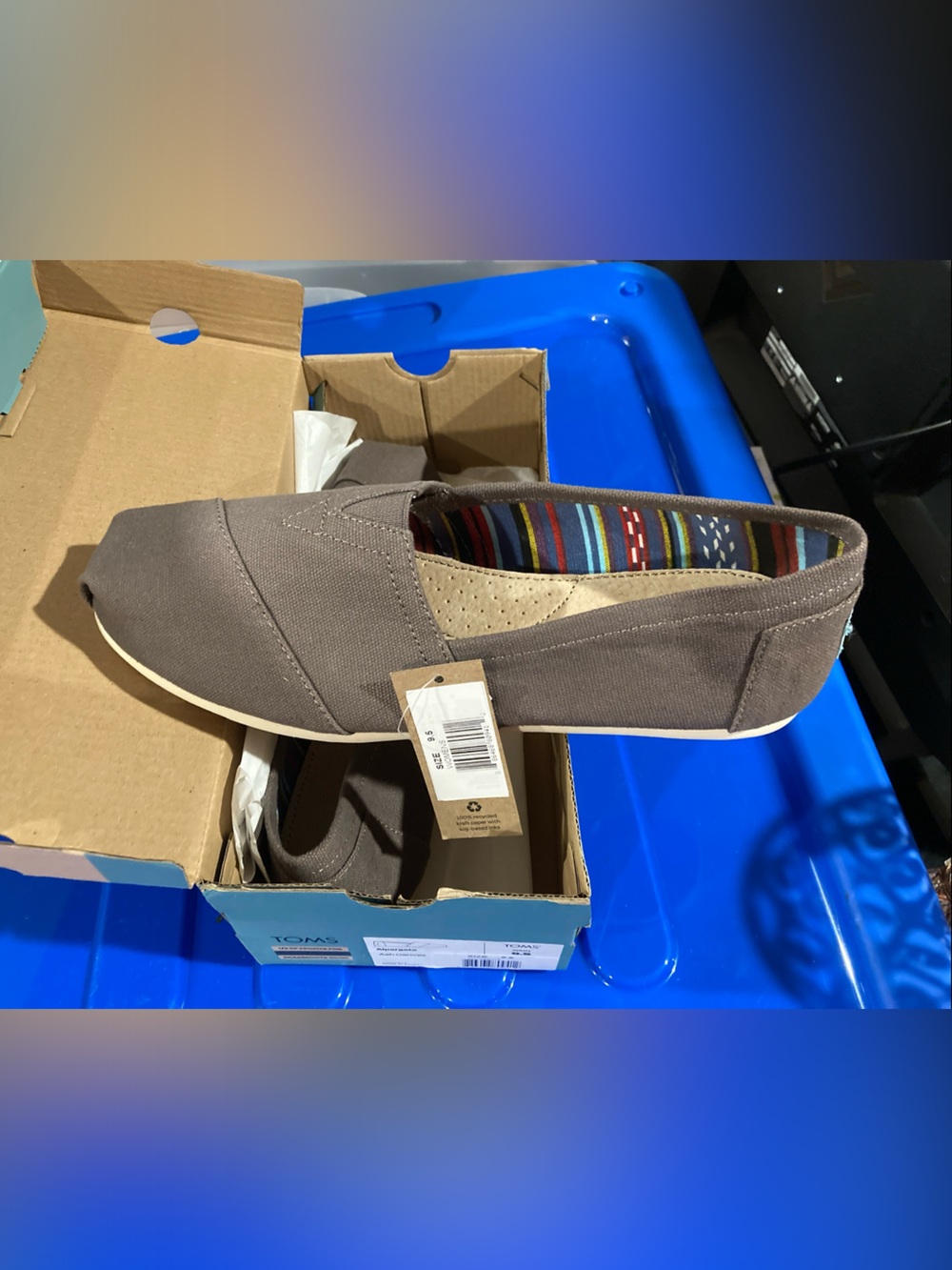 TOMS Women's 9.5 Taupe Canvas Slip-On Loafers